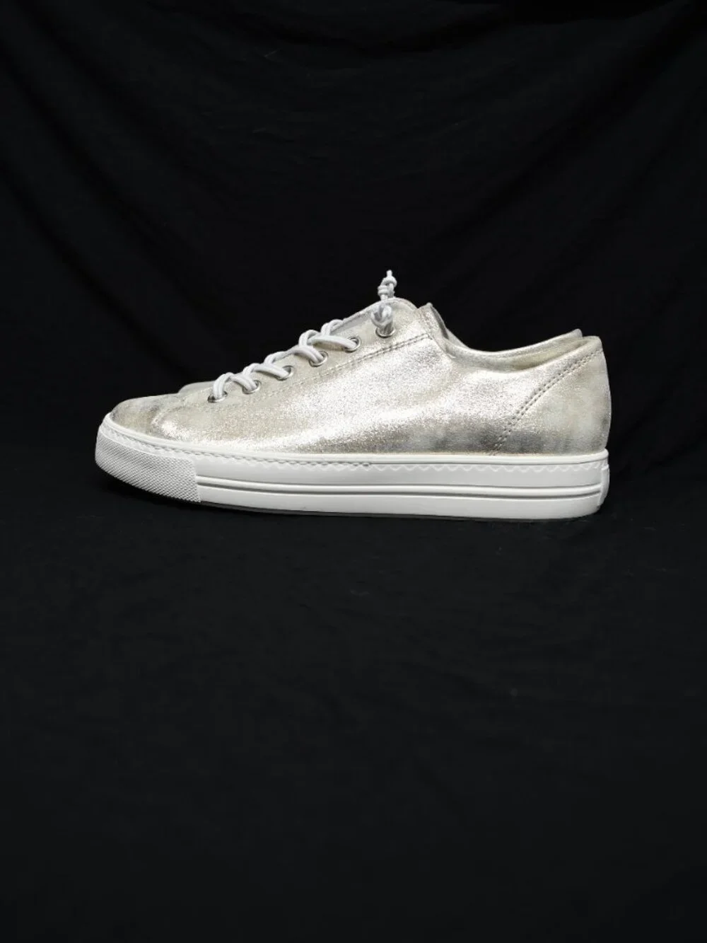 Paul Green Metallic Silver White Low-Top Sneakers